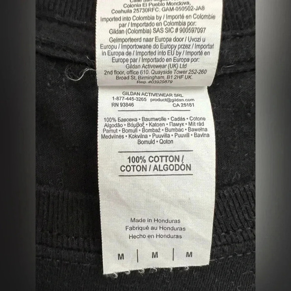 Gildan | Demi Lovato Tell Me You Love Me concert t-shirt. Size: M - Picture 8 of 9